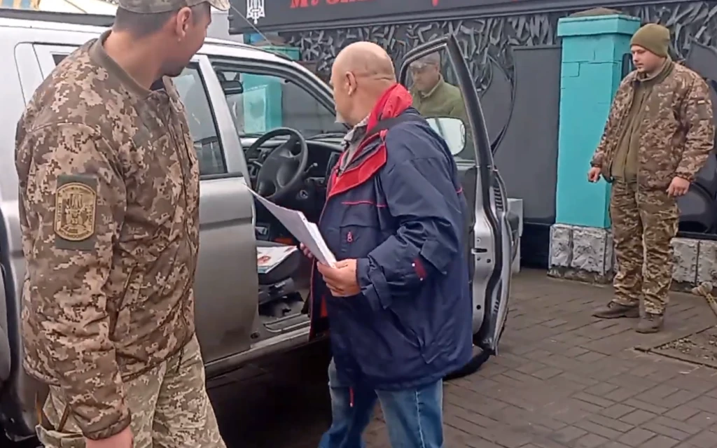 Водії ризикують втратити машину через штраф ТЦК: коли справа доходить до аукціону